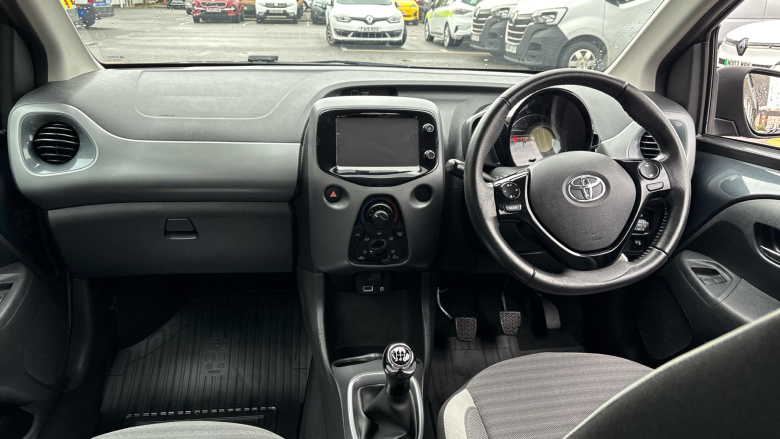 Toyota Aygo 1.0 VVT-i X-Play 5dr Petrol Hatchback